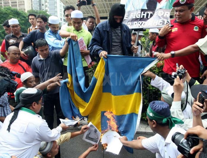 Jewish Think Tank Claims Bad News About Sweden Is Part of 'Right Wing Conspiracy'